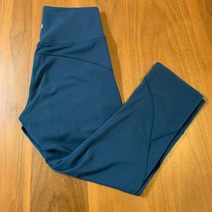 Lululemon In Movement Crop Leggings